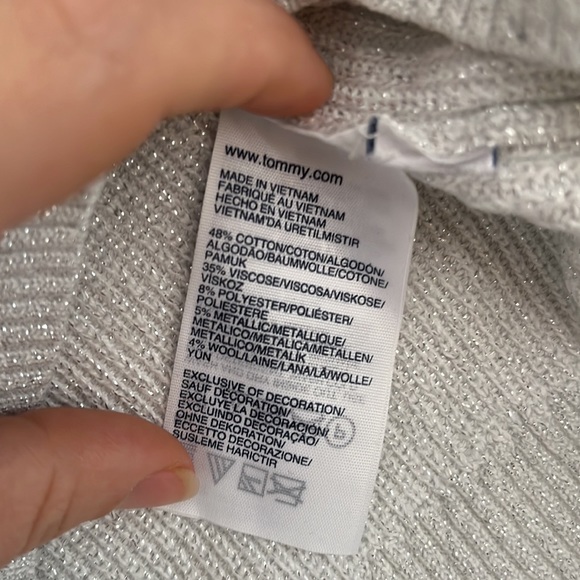 Tommy Hilfiger sweater - Picture 4 of 5
